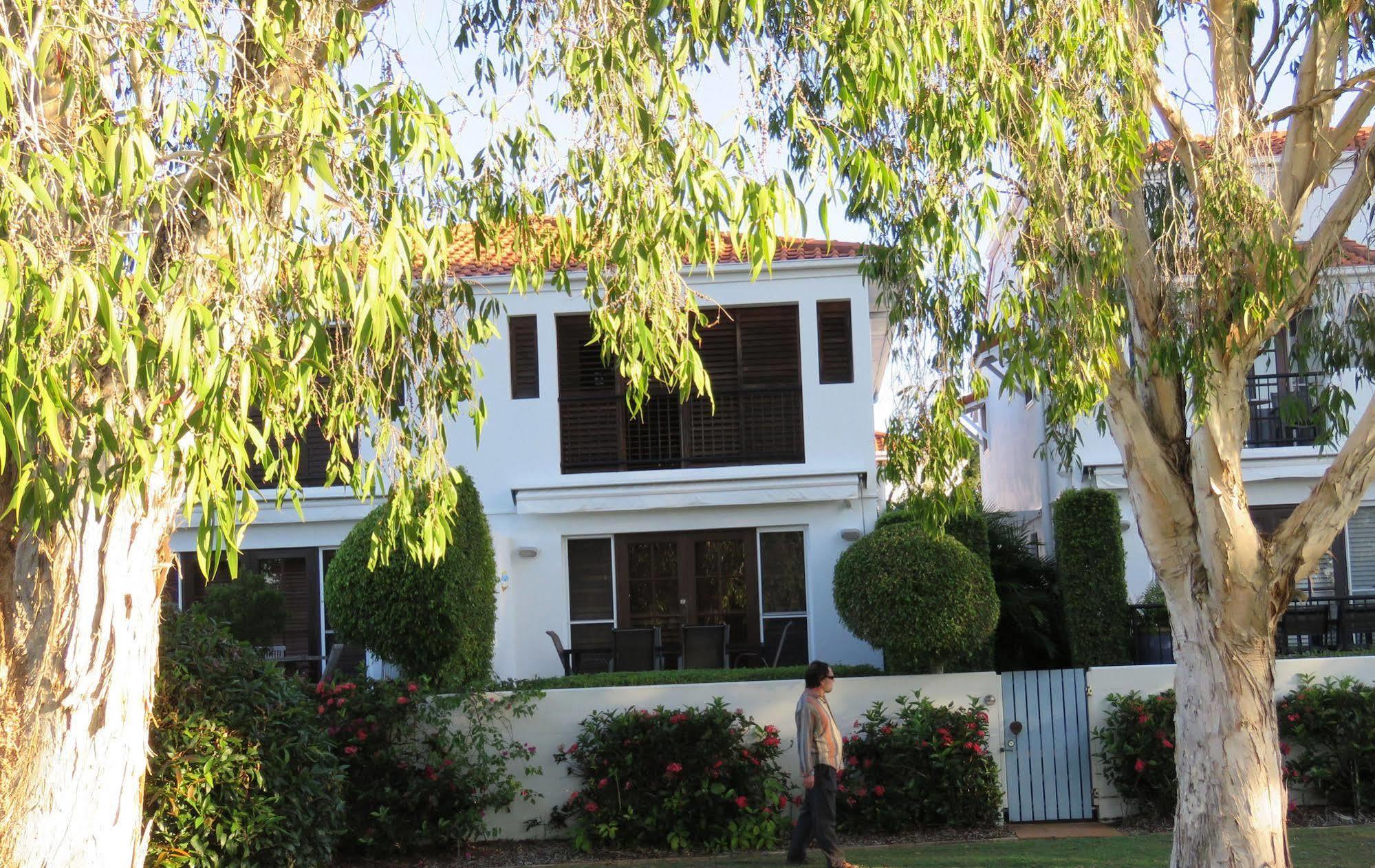 Villa Aqua Noosaville Buitenkant foto
