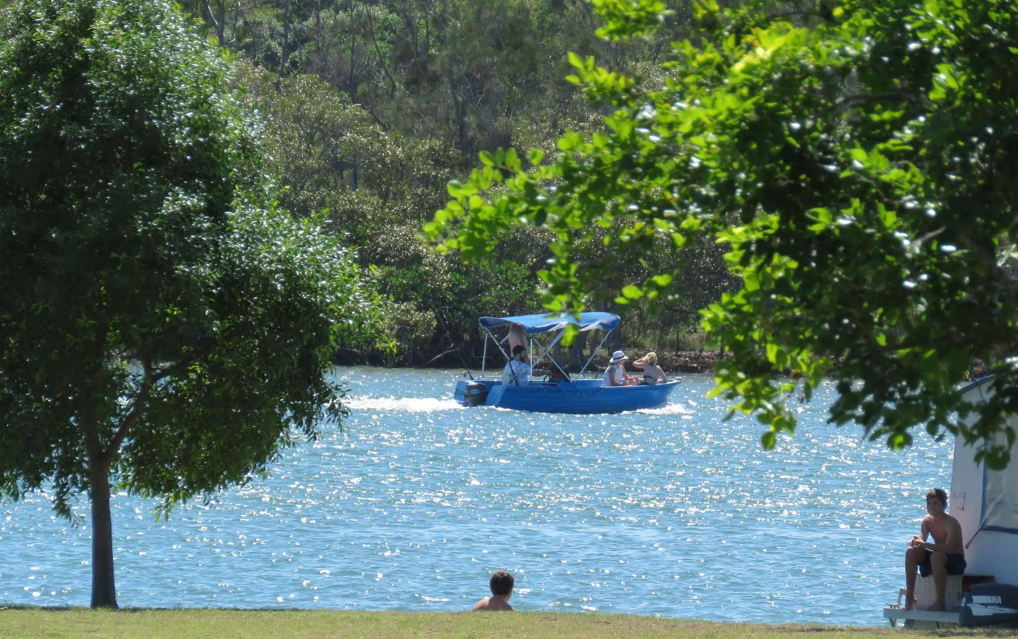 Villa Aqua Noosaville Buitenkant foto