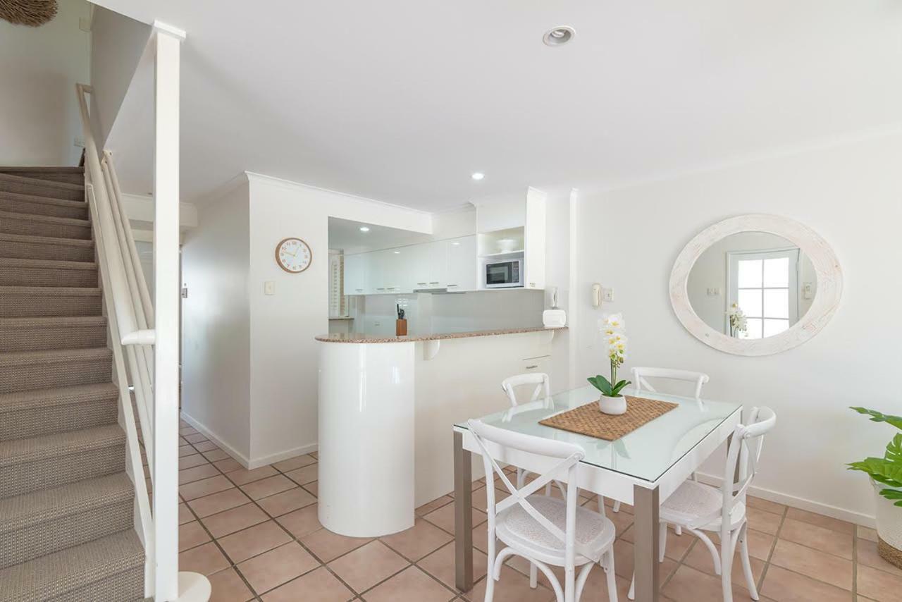 Villa Aqua Noosaville Buitenkant foto